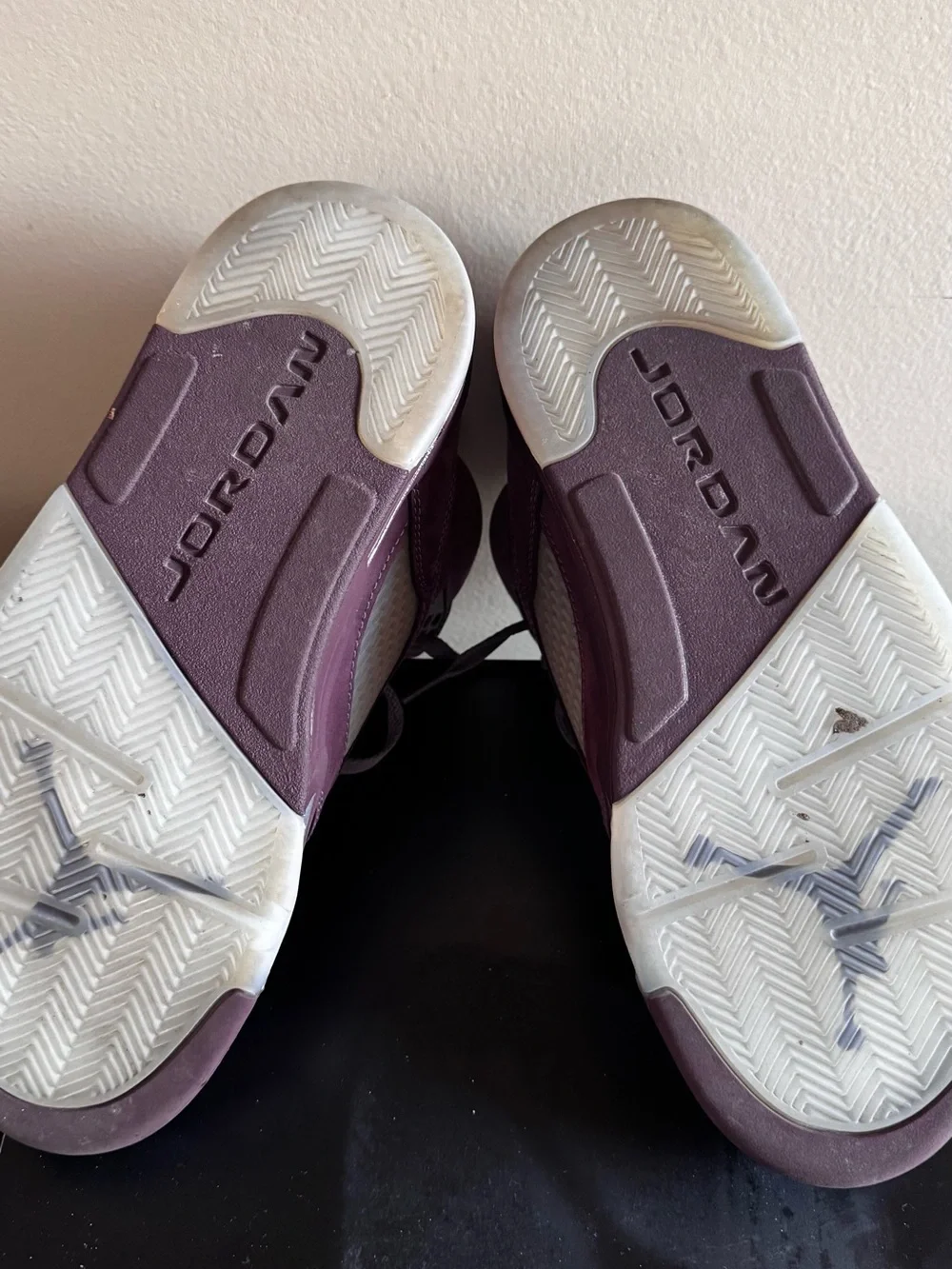 Jordan Suede Retro Sneakers in Burgundy & Gray